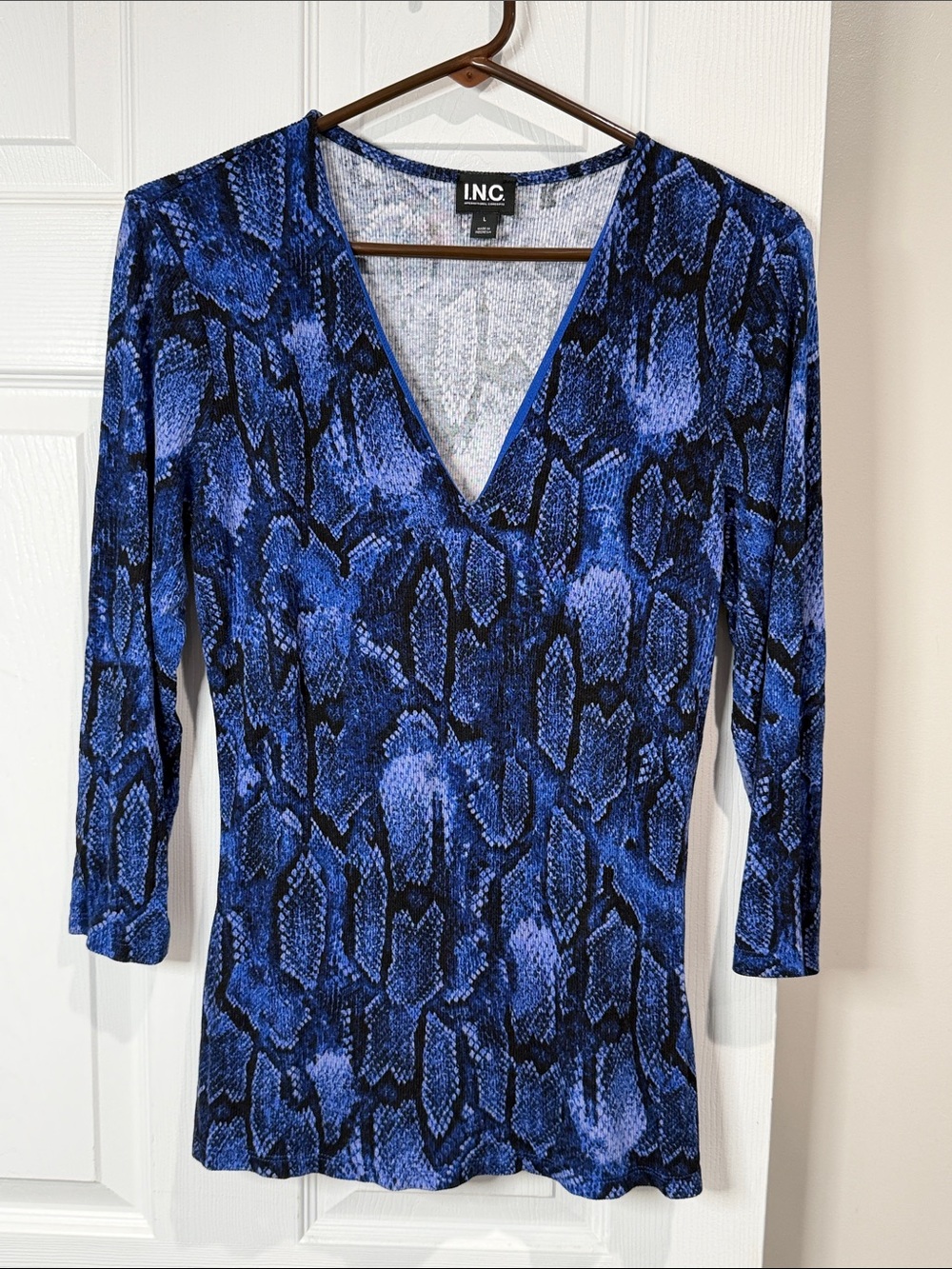 INC International Concepts Blue & Black Snake-Print V-Neck Top